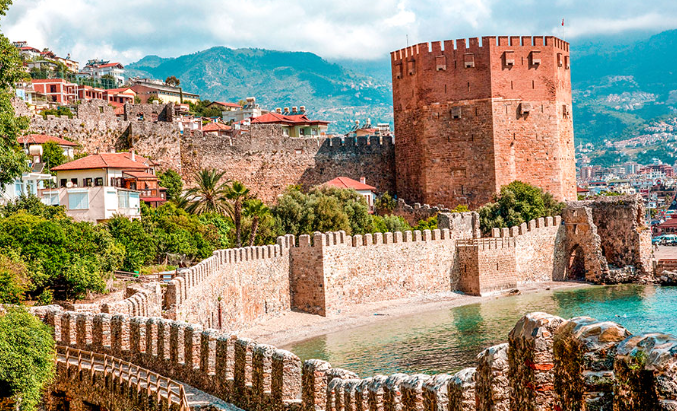 ALANYA’DA GÖRÜLMESİ GEREKEN EN İYİ 10 YER