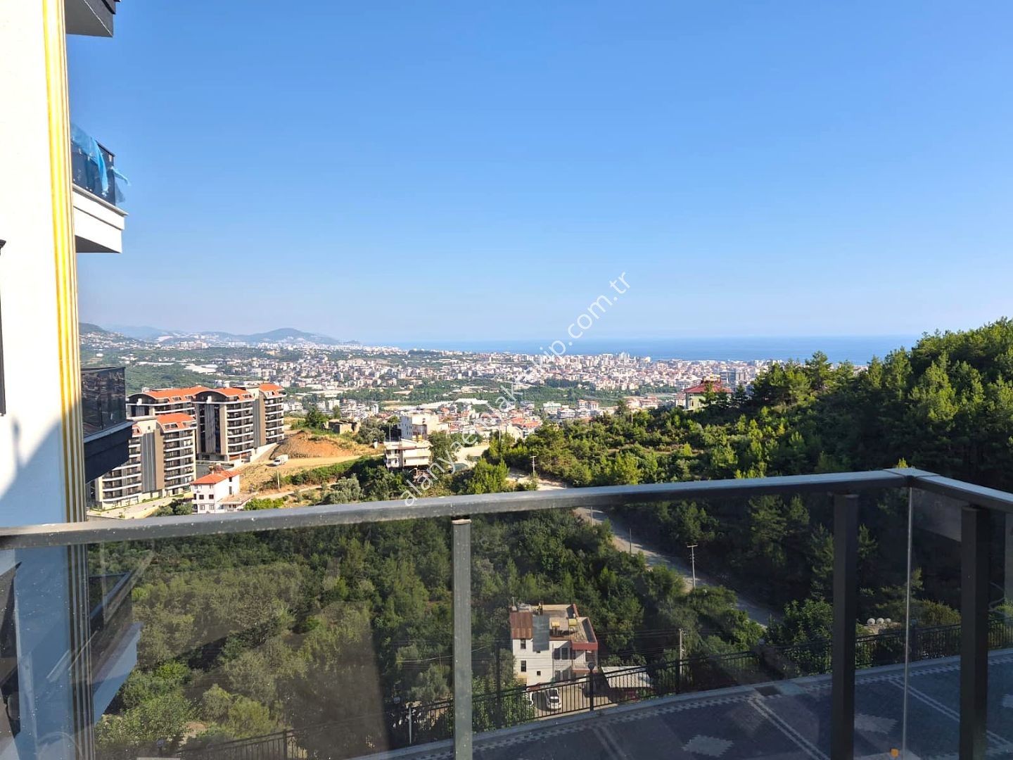 ALANYA ÇIPLAKLI MAHALLESİ'NDE SATILIK DENİZ MANZARALI 2+1 SIFIR DAİRE