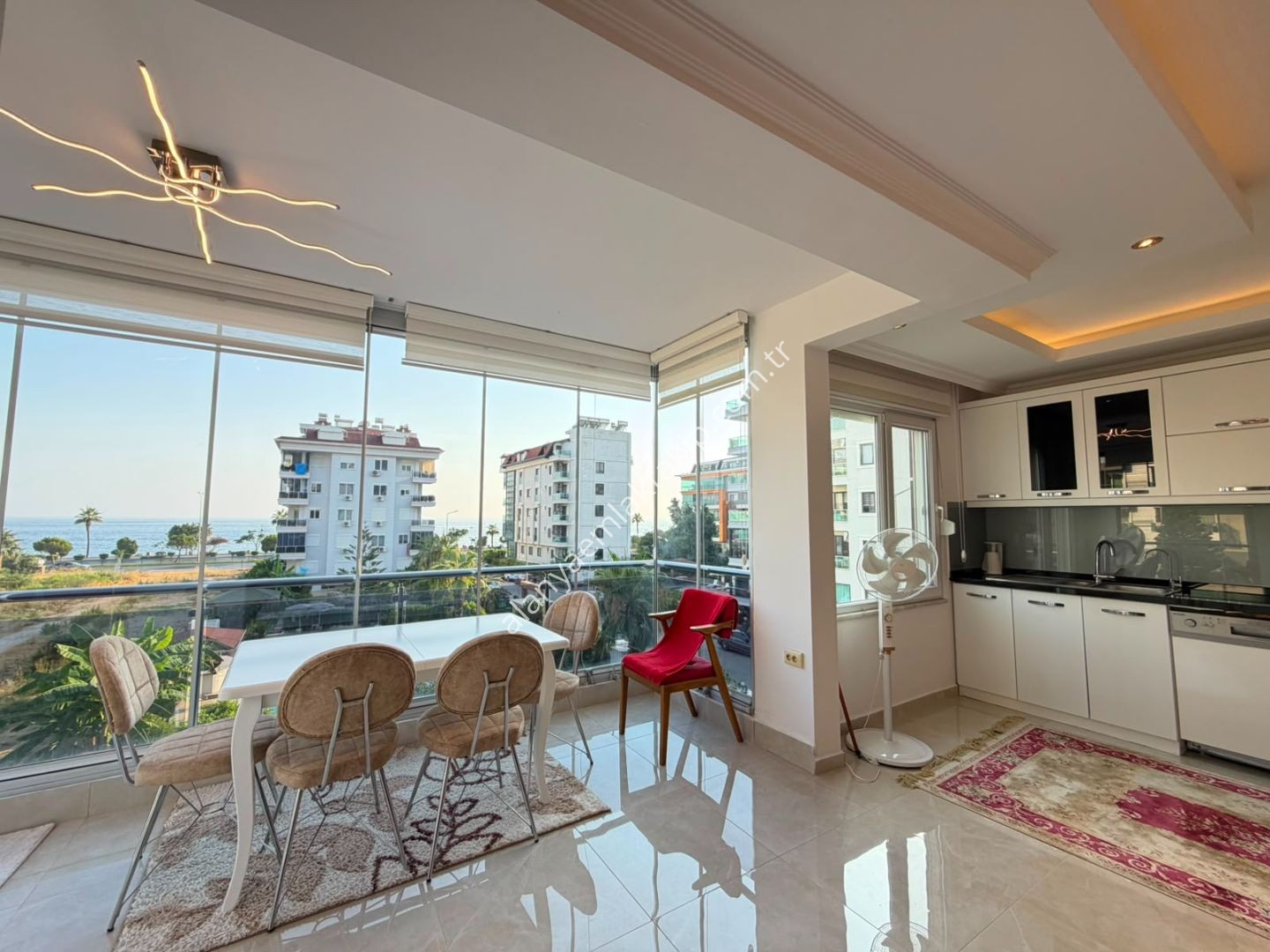 ALANYA KESTELDE SATILIK 2+1 FULL ESYALİ DENİZE MANZARALII DAİRE