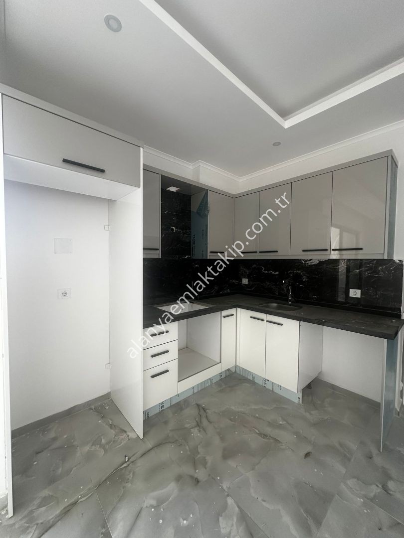 ALANYA MAHMUTLAR ANEMON SİTESİ’NDE SATILIK 1+1 DAİRE
