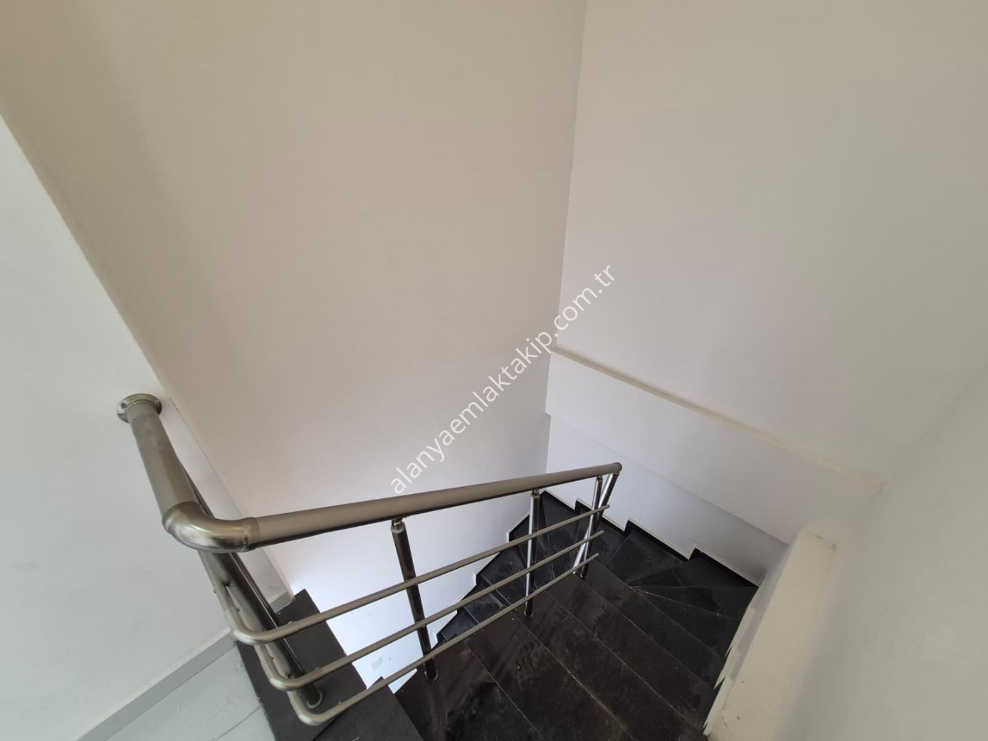 ALANYA OBA’DA VİLLA KONSEPTİNDE AYRICALIKLI BİR YAŞAM: VOLANTİS GARDEN’DA 5+1 DAİRE