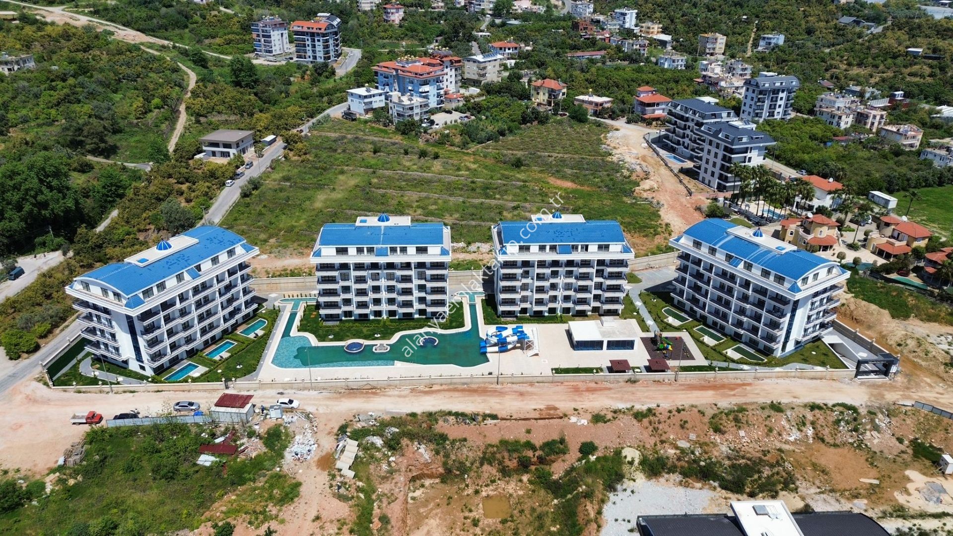 ALANYA OBA’DA VİLLA KONSEPTİNDE VOLANTİS GARDEN’DA 3+1 ÖZEL HAVUZLU DAİRE