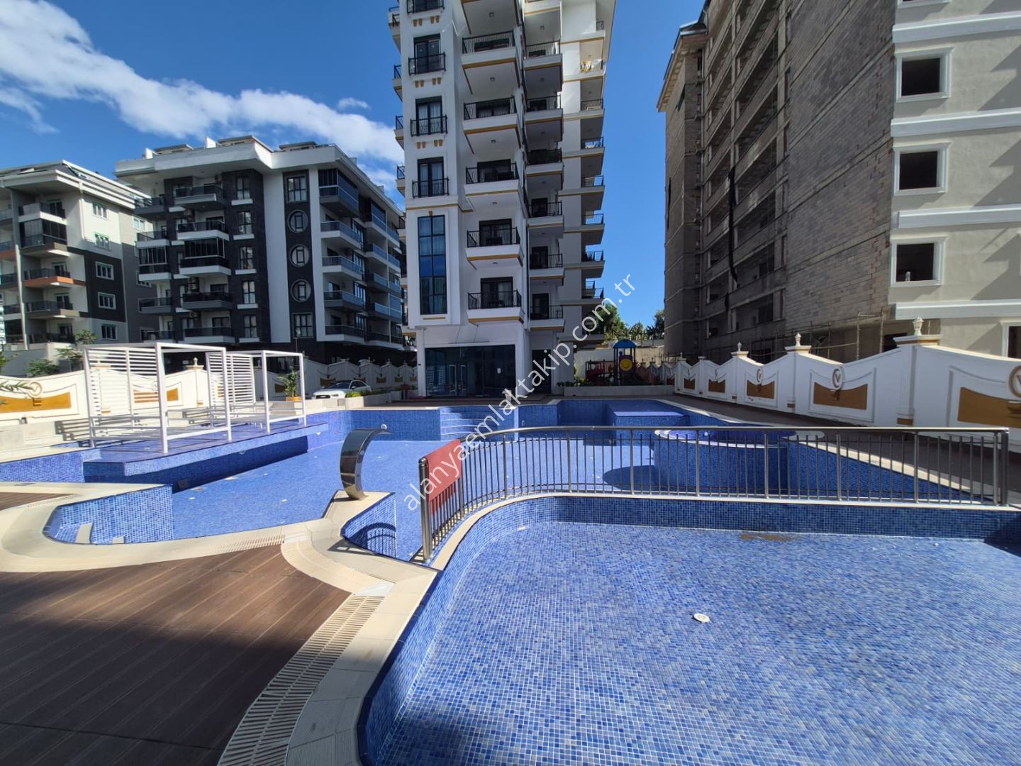 🏙️✨ MAHMUTLAR VALENTIS TOWER'DA SATILIK ULTRA LÜKS 1+1 DAİRE ✨🏙️