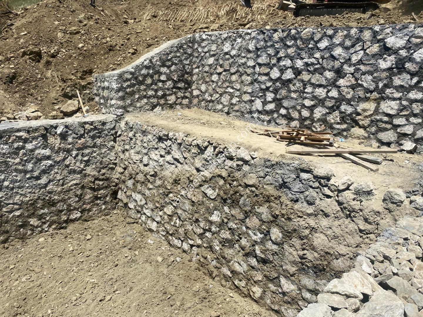 ALANYA KOCAOĞLANLI YAYLASI'NDA SATILIK 700 m² MÜSTAKİL TARLA